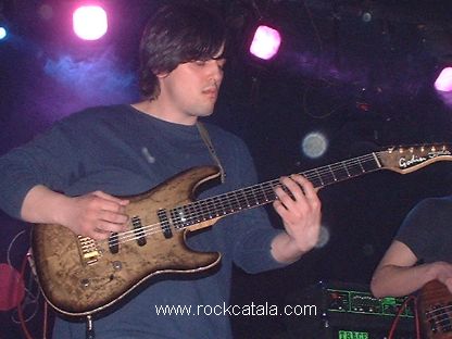 I en Xevi, l'altre guitarrista dels Aquitamxé.
